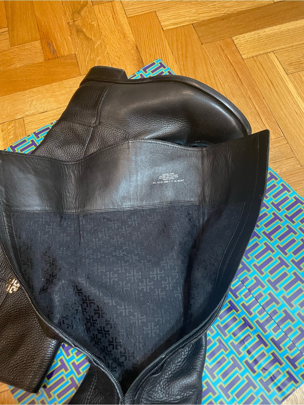 TORY BURCH~Pebbled Leather Logo Zip Black Riding Boots - Picture 9 of 13